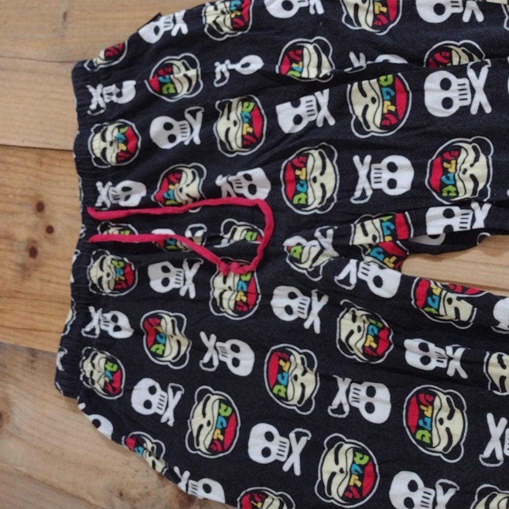The Public Zoo Black Skull Print Lounge Pants Size L